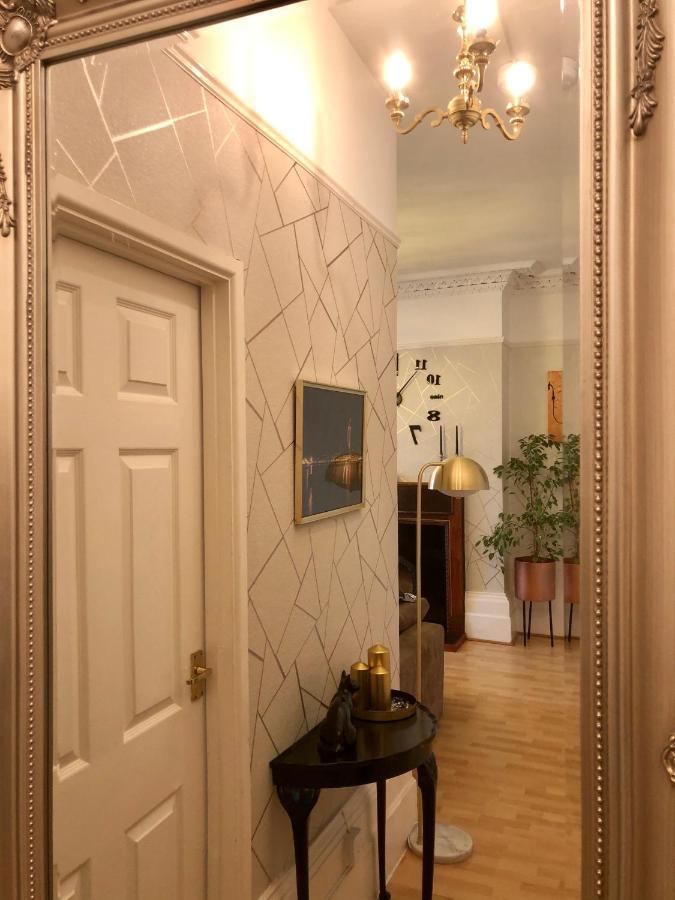 Ann Apartments Opposite The Pier With Sea View Портцмаус Экстерьер фото